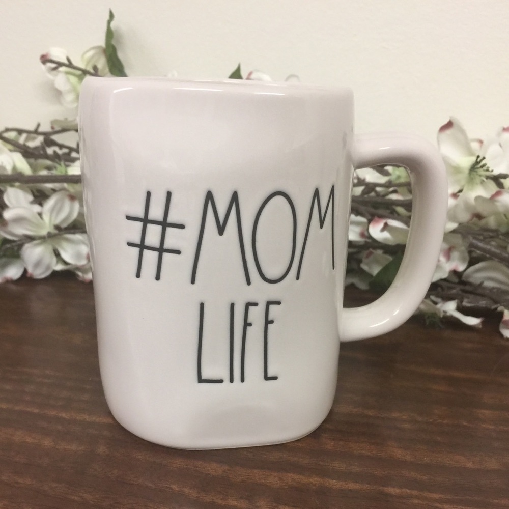 🔥Under $15 Bargain🔥 Rae Dunn #MOMLIFE Mug